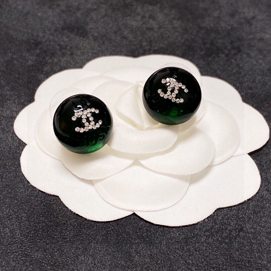 Chanel Earring