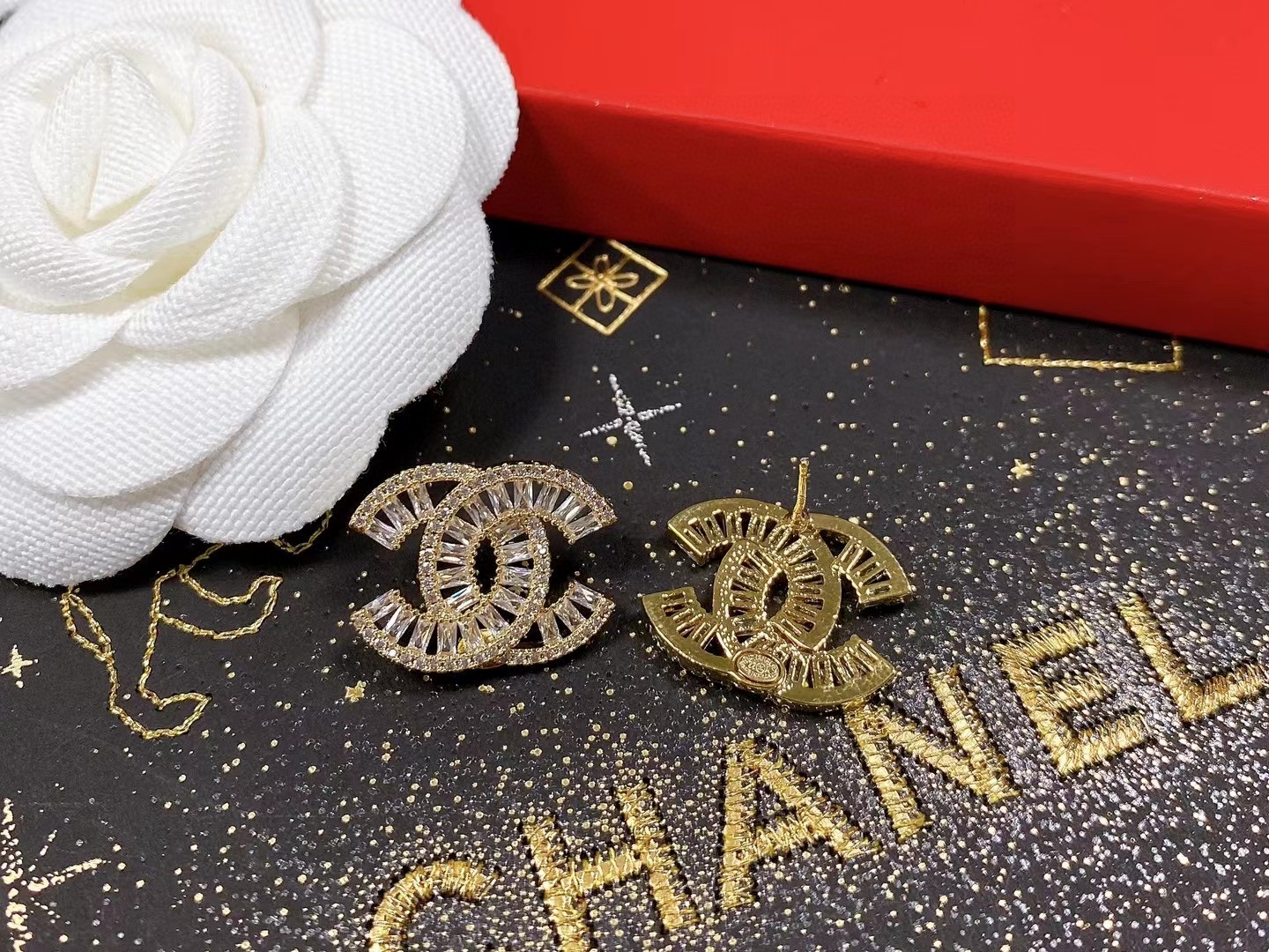 Chanel Earring