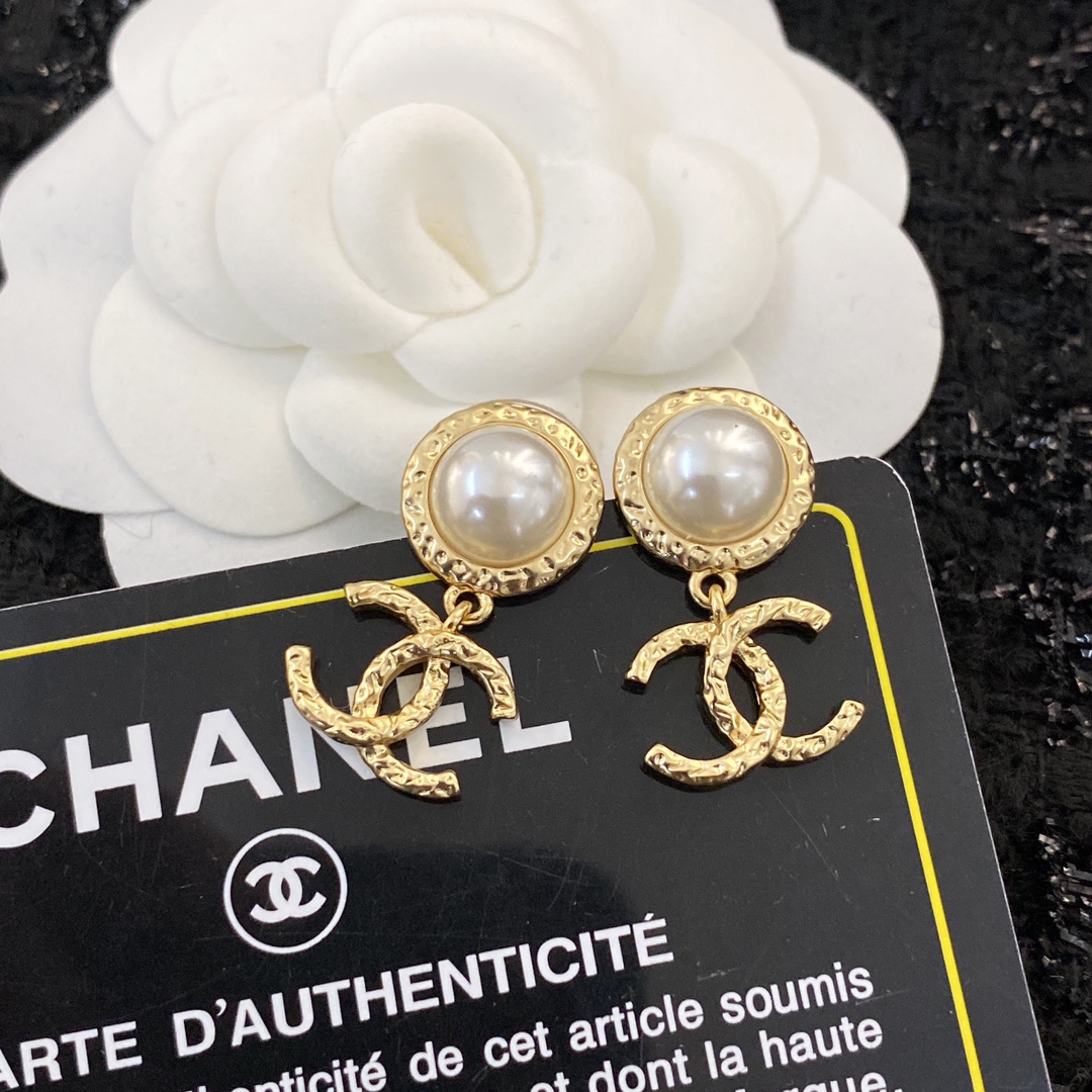 Chanel Earring