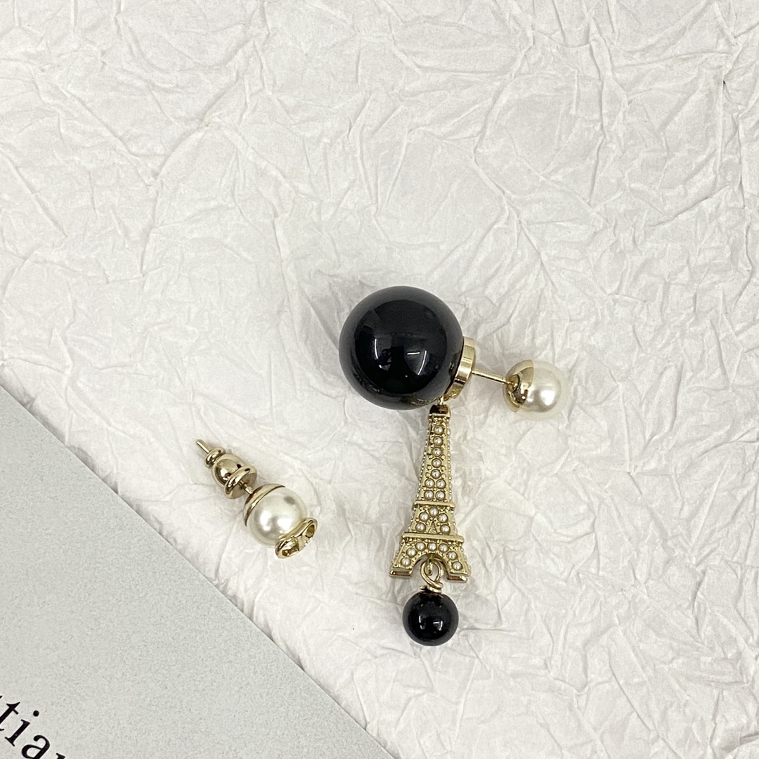 Dior Earring