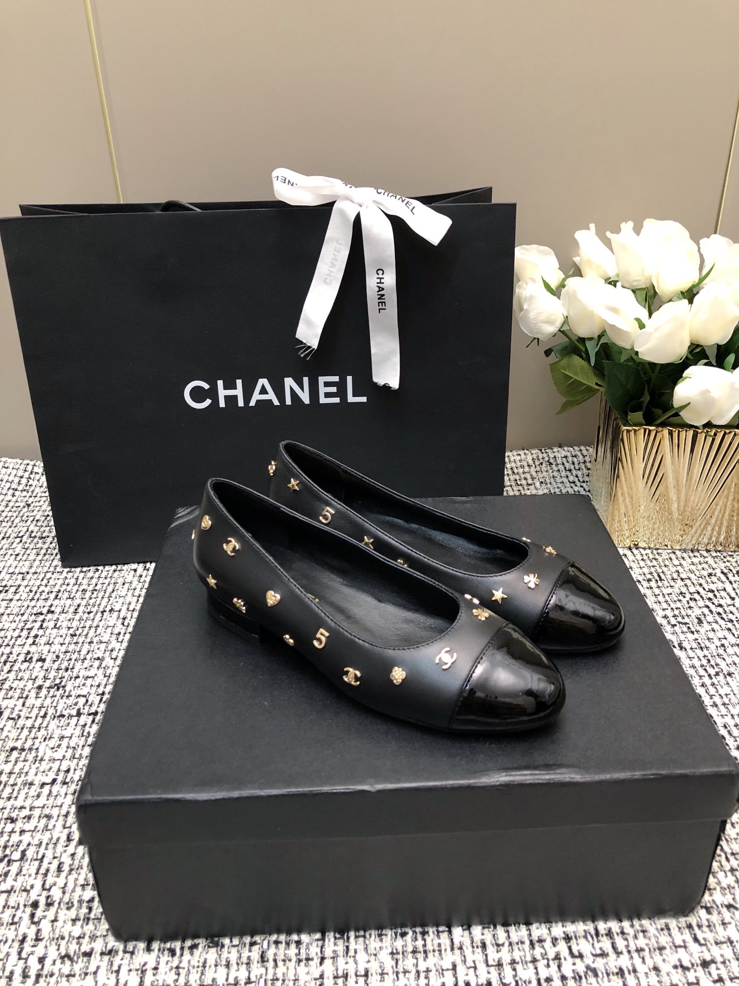 Chanel Single Shoe