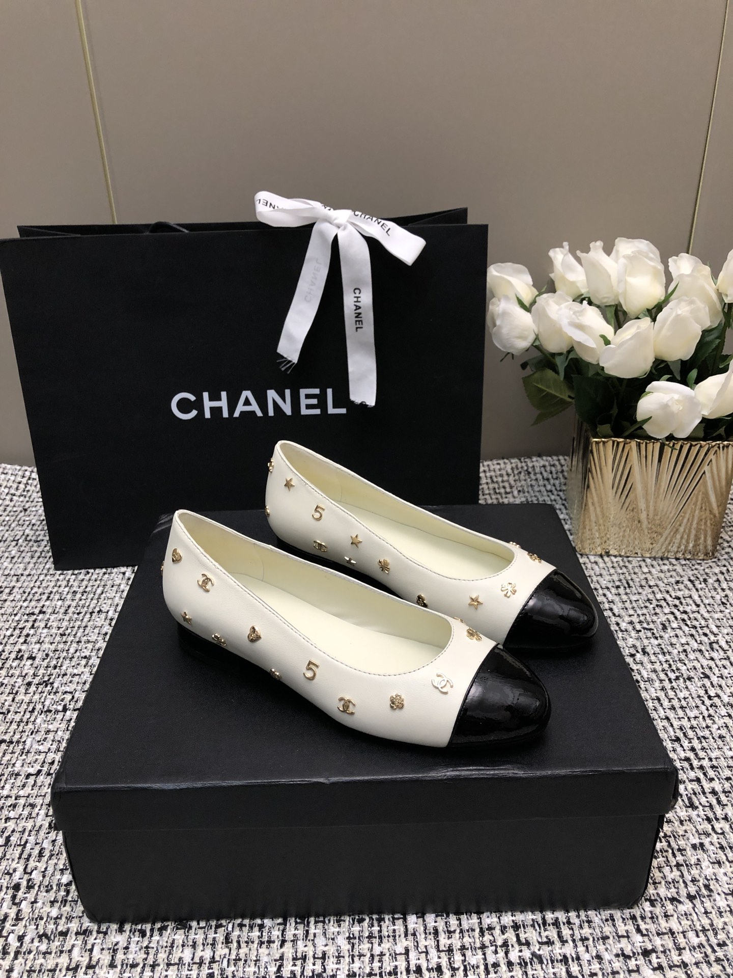 Chanel Single Shoe