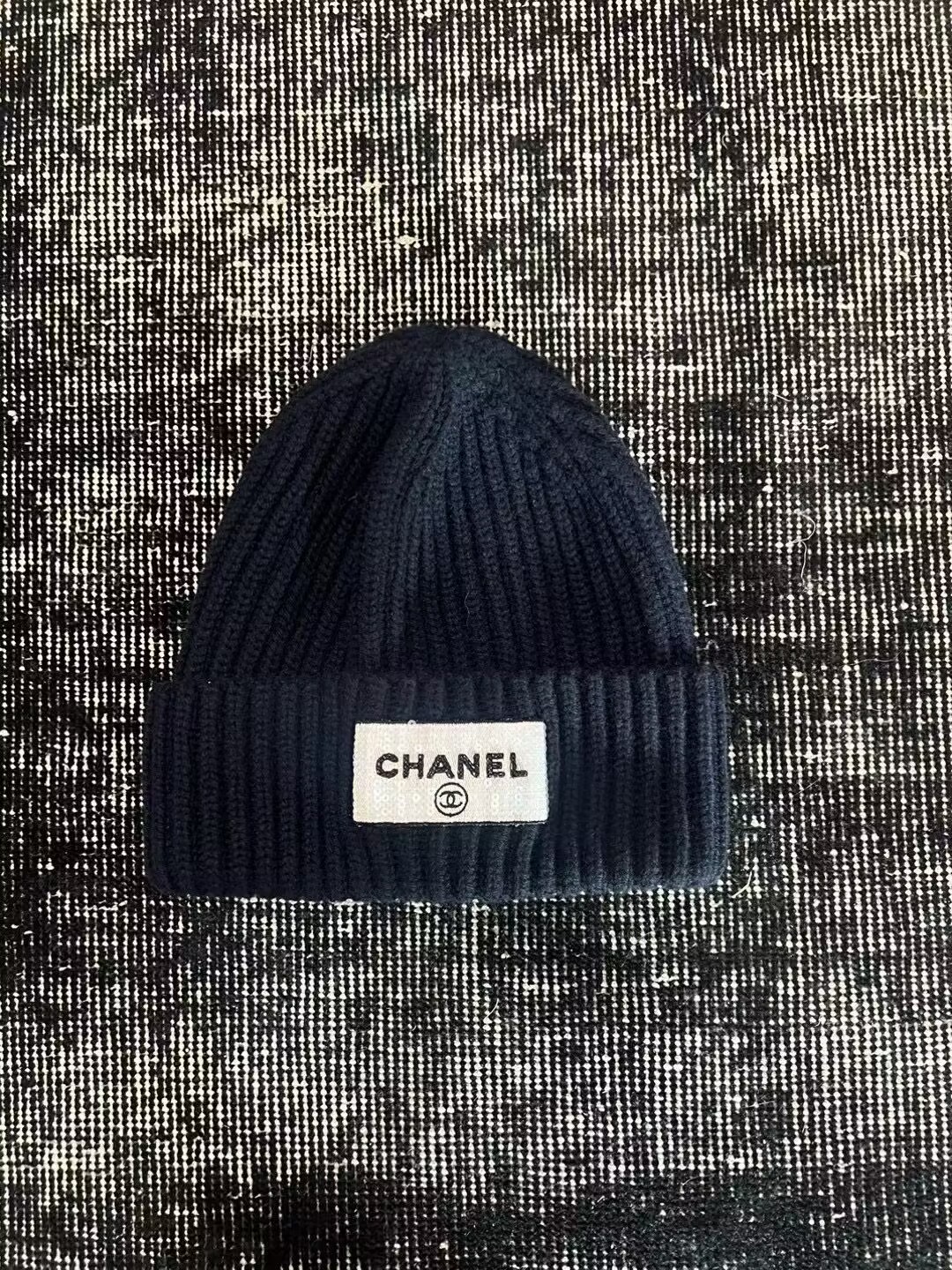 Chane. hat