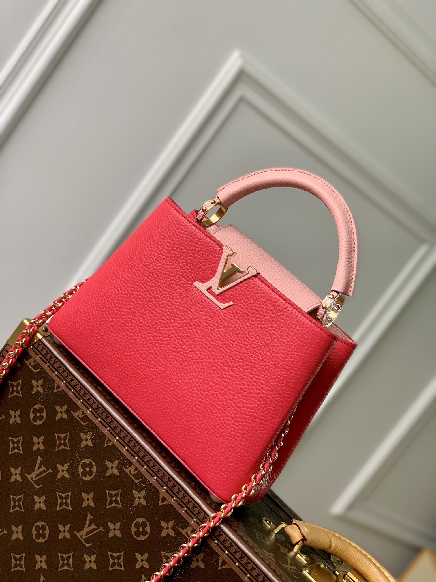 Louis Vuitton Capucines M21127(27×18×9 CM)