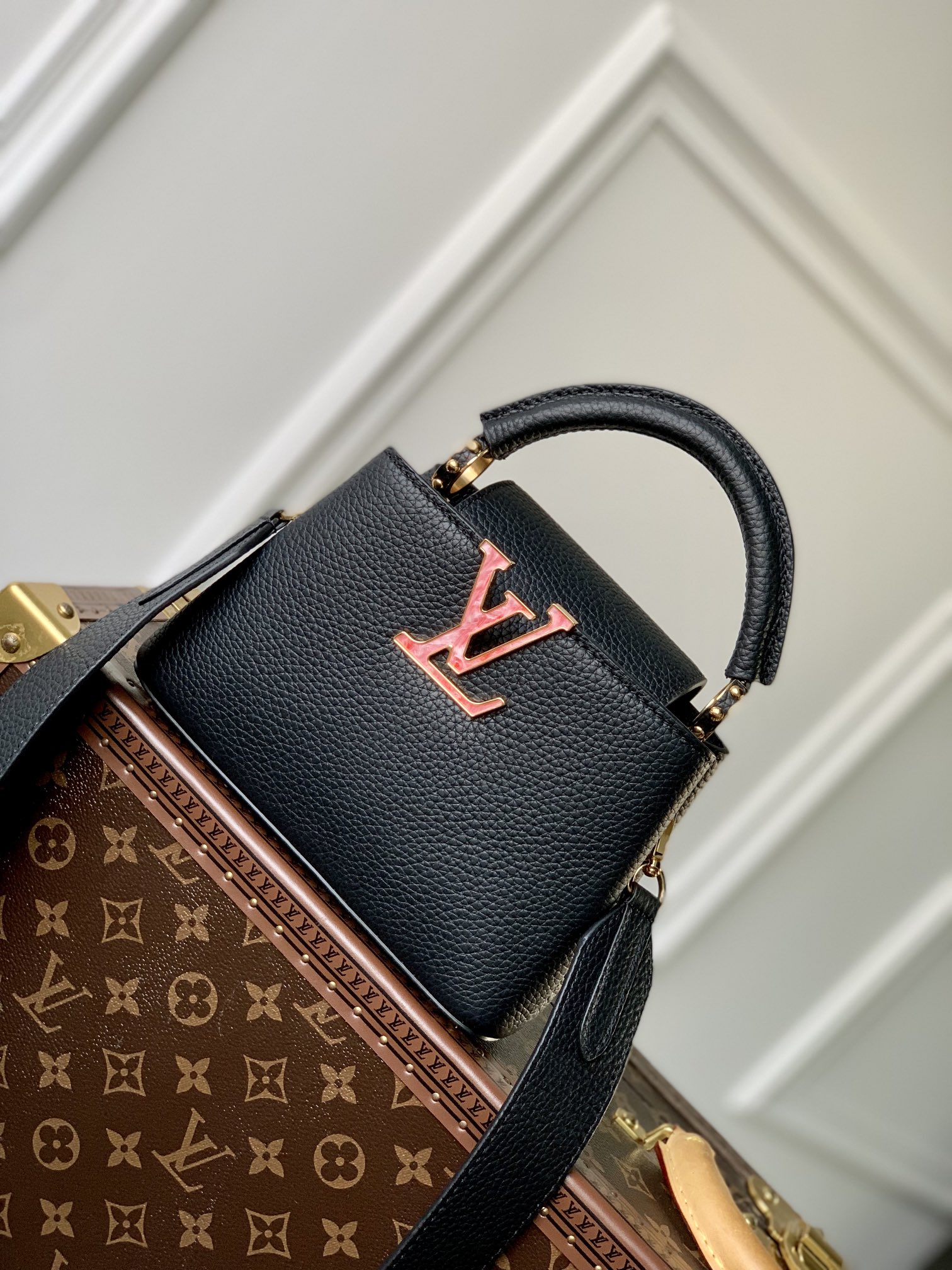Louis Vuitton Capucines M56399(21×14×8CM)