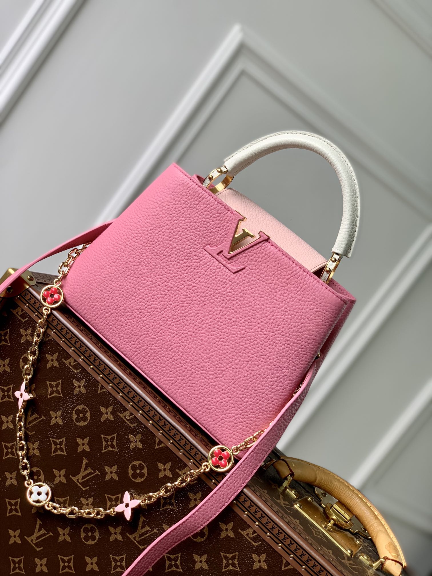 Louis Vuitton Capucines(27×18×9 CM)