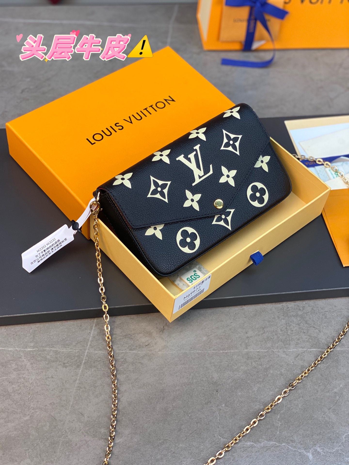Louis Vuitton Félicie Pochette (21×12×3CM)