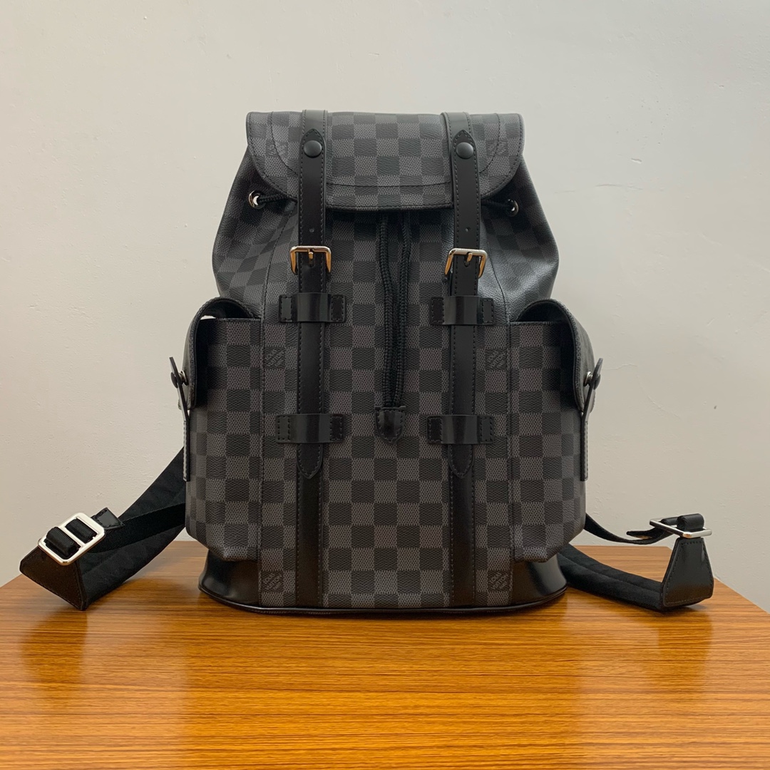 Louis Vuitton Christopher Backpack(32-39-12CM)