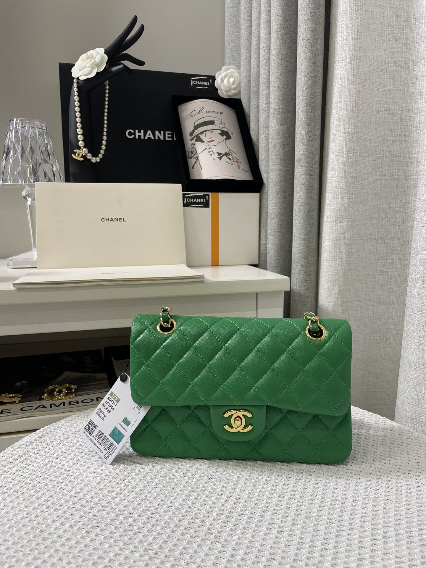 Ch*nel Caviar Flap Bag(23CM)