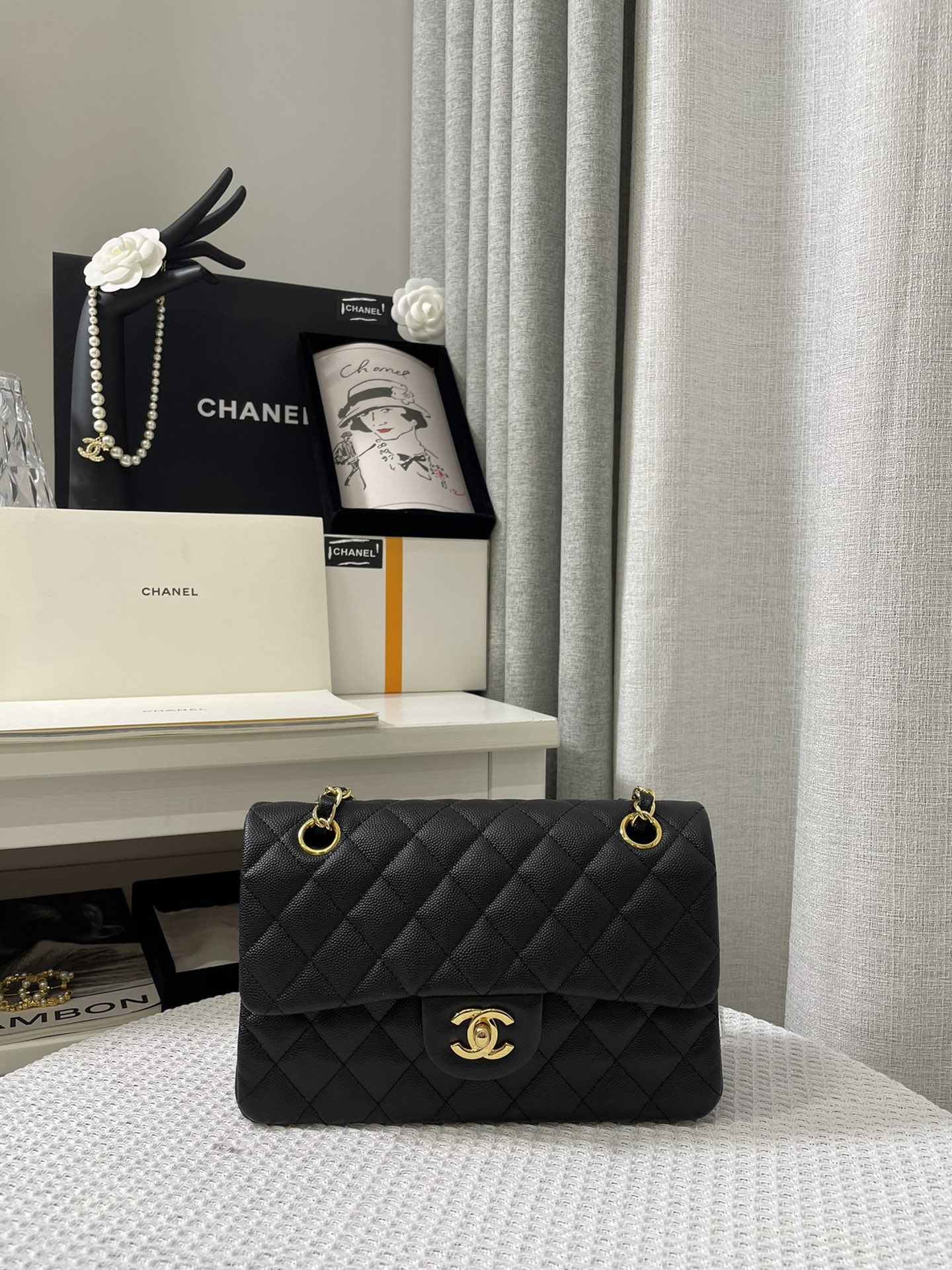 Ch*nel Caviar Flap Bag(23CM)