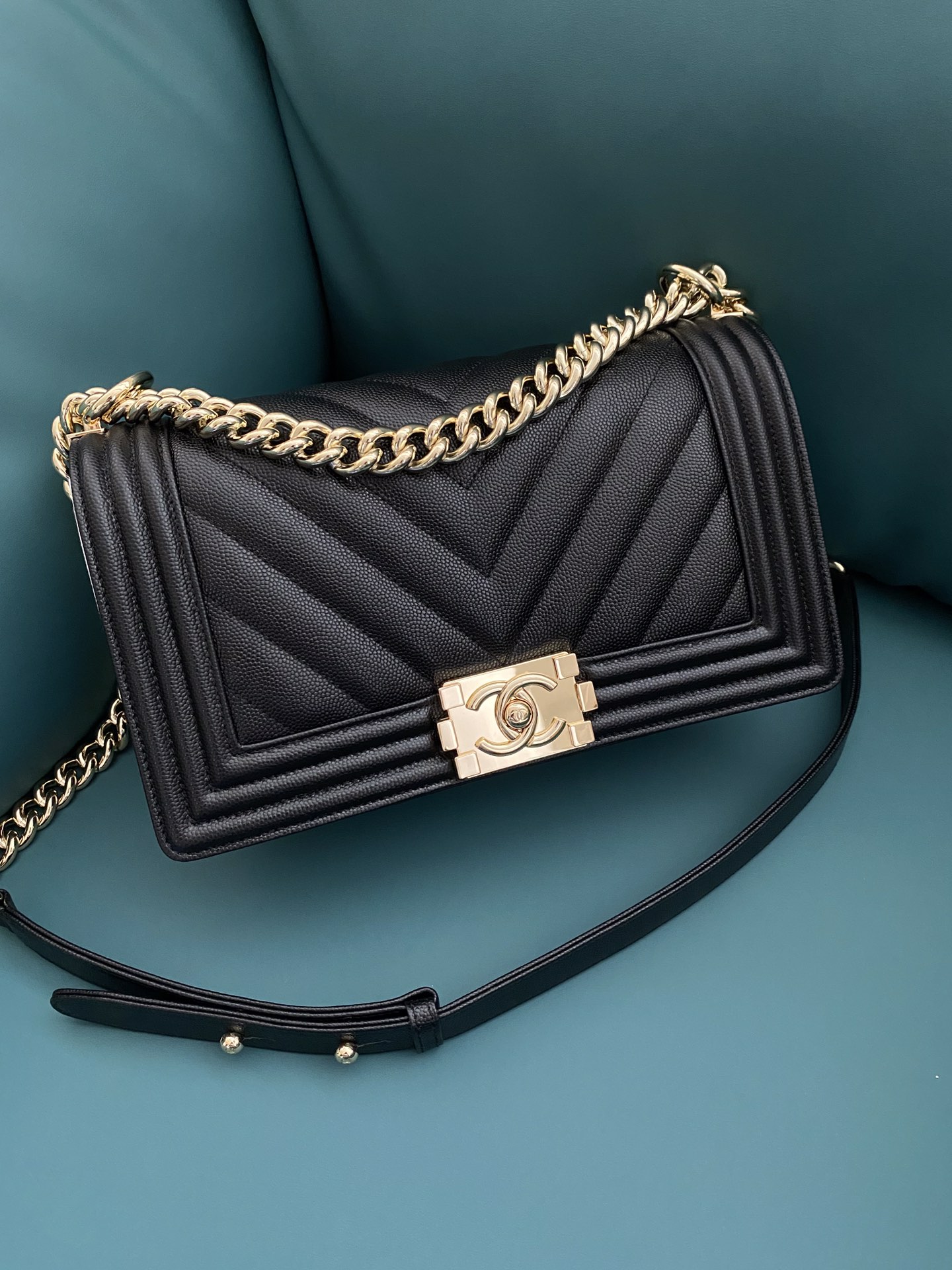 Ch*nel Boy Bag With Light Gold Hardware(15×25×9CM)