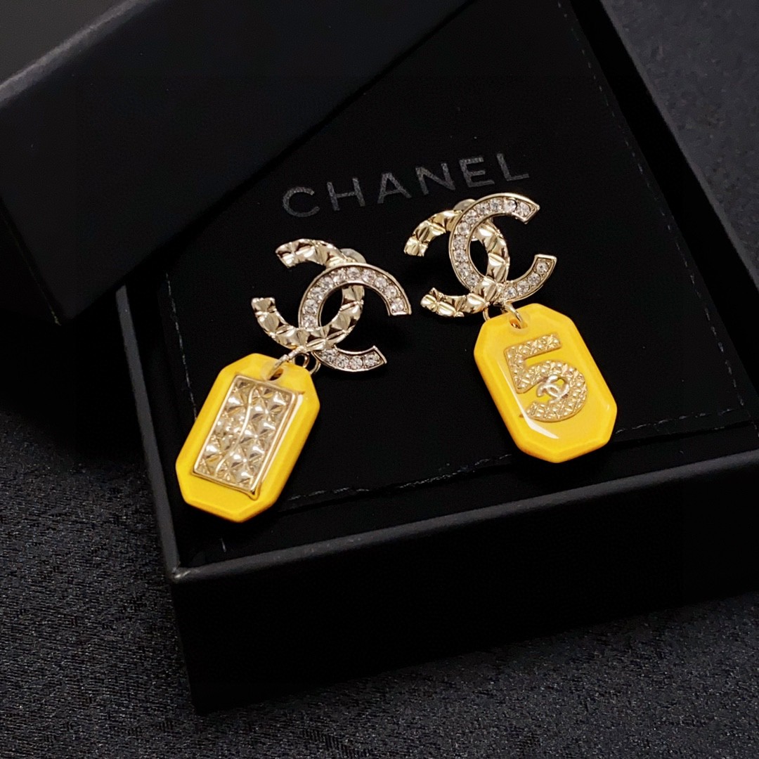 Chanel Earring