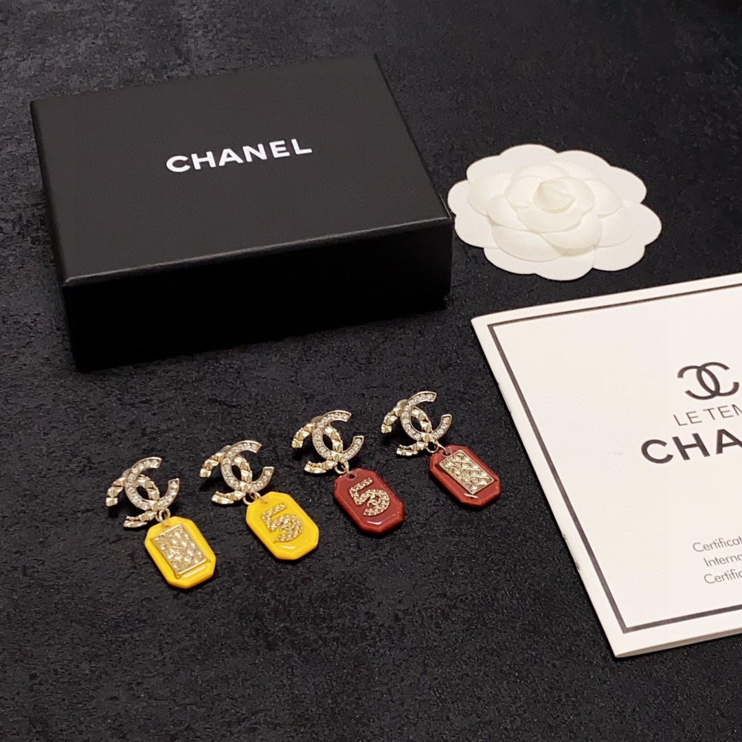 Chanel Earring