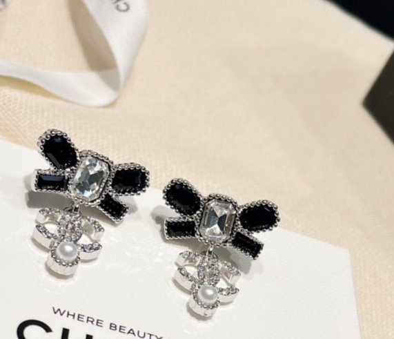 Chanel Earring