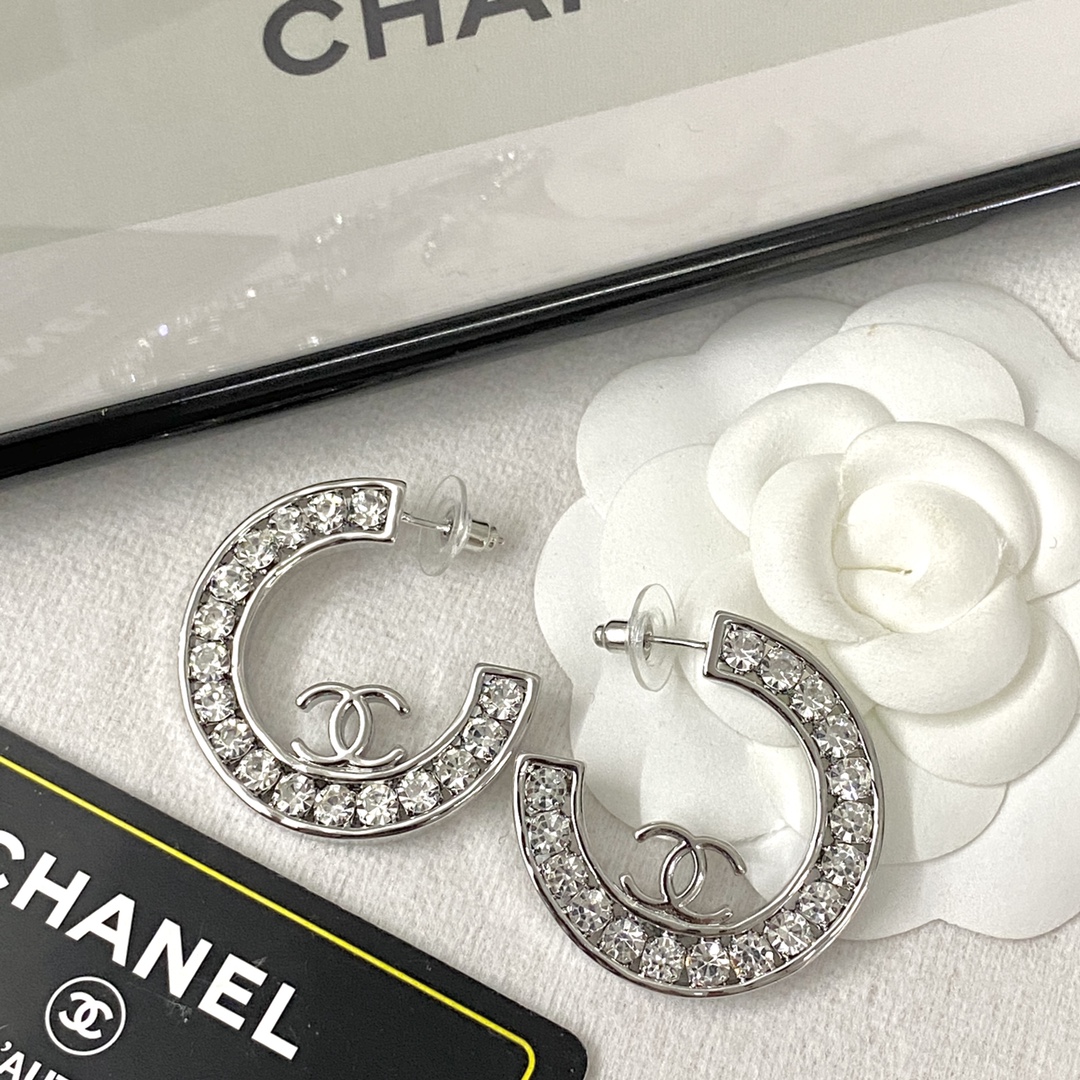 Chanel Earring