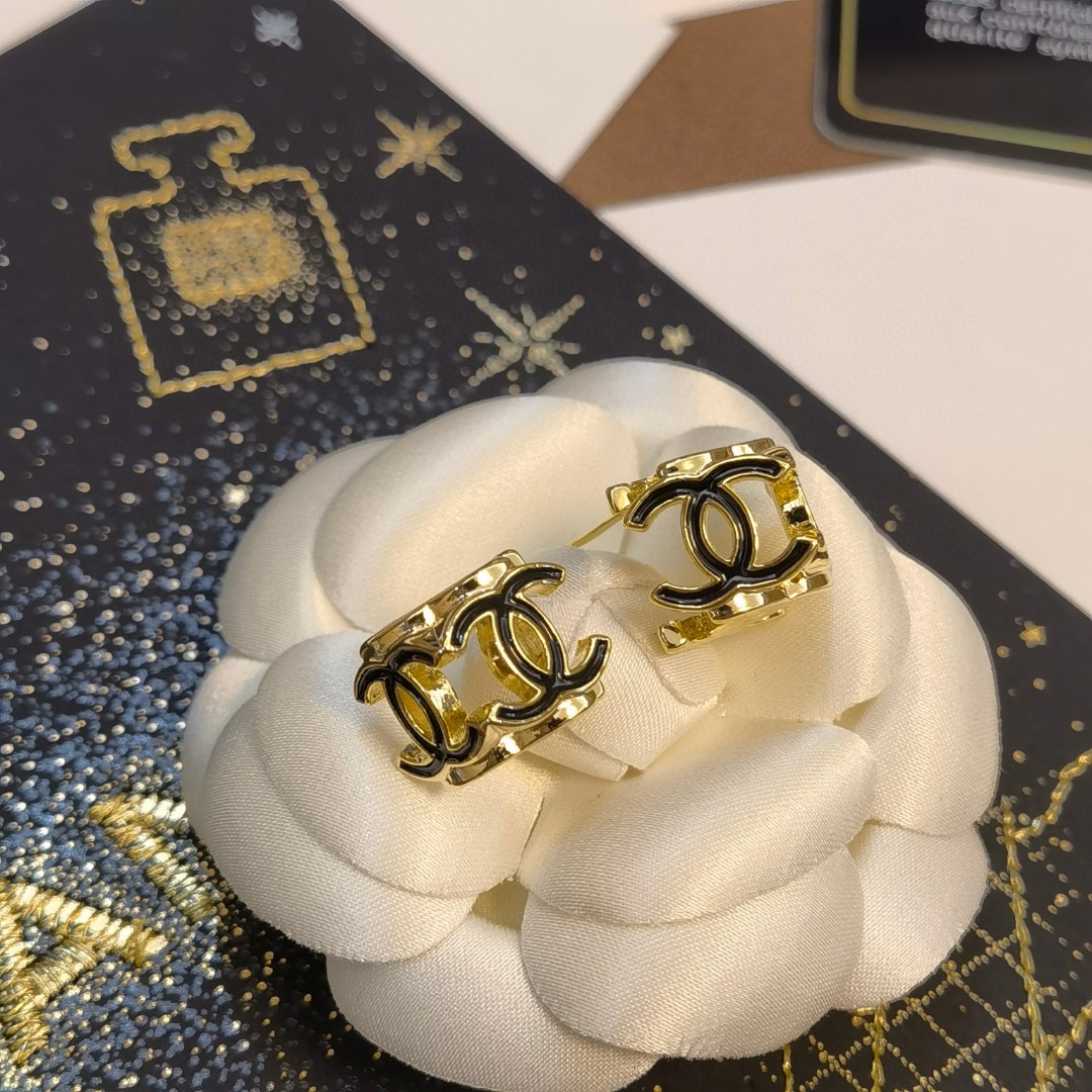 Chanel Earring
