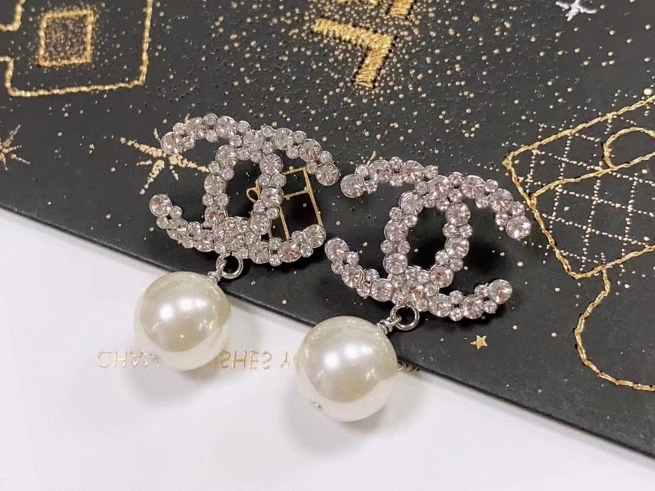Chanel Earring