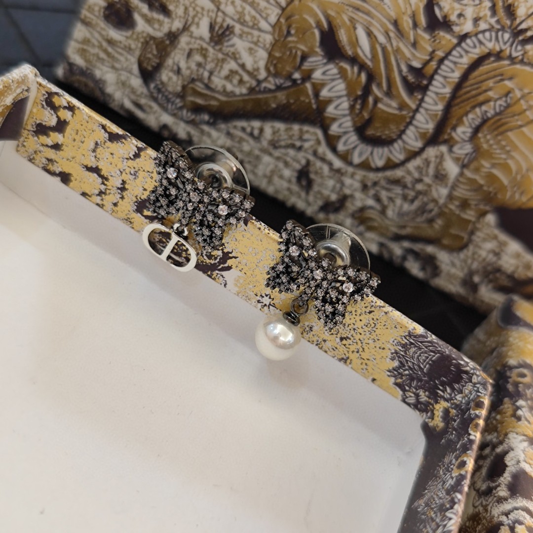 Dior Earring