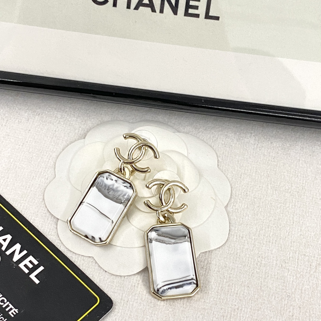 Chanel Earring