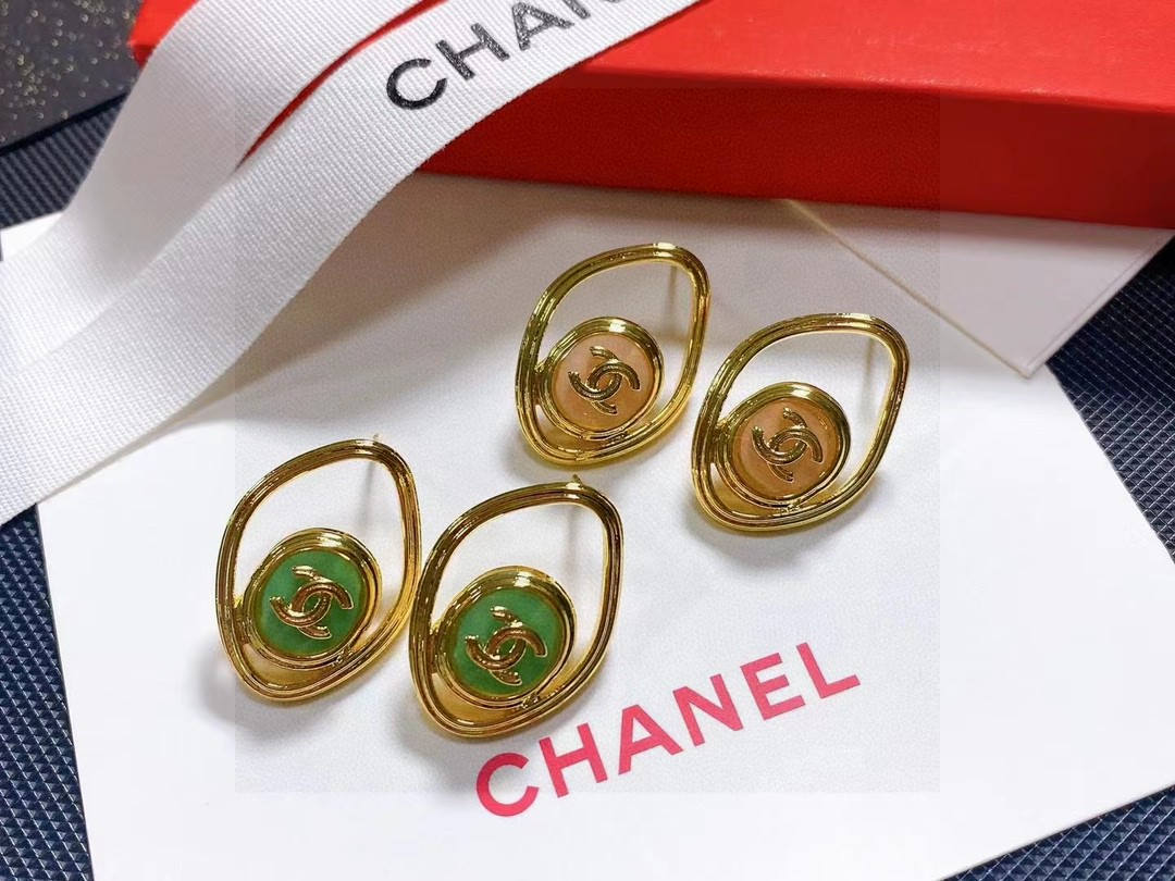 Chanel Earring