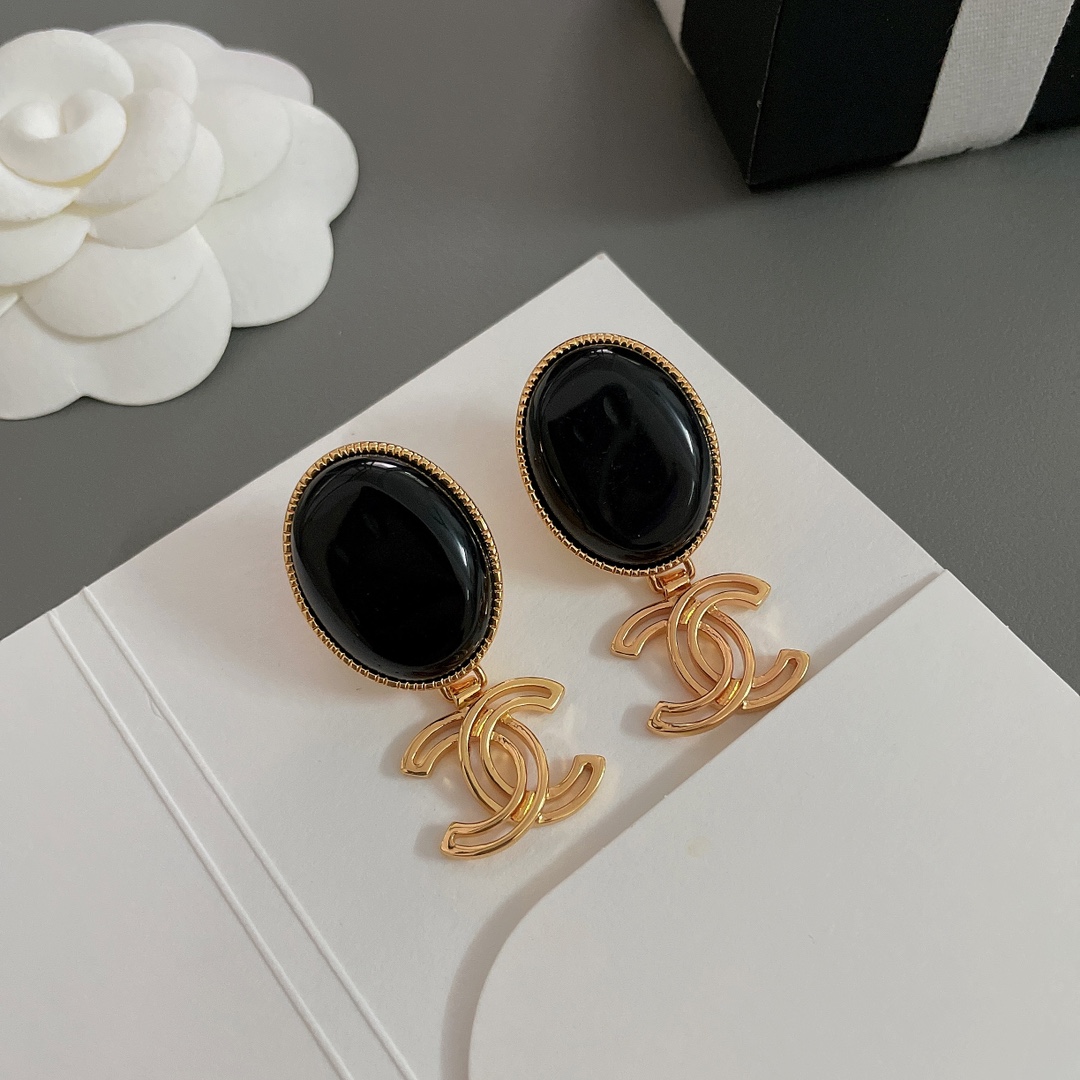 Chanel Earring