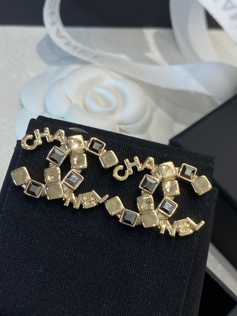 Chanel Earring