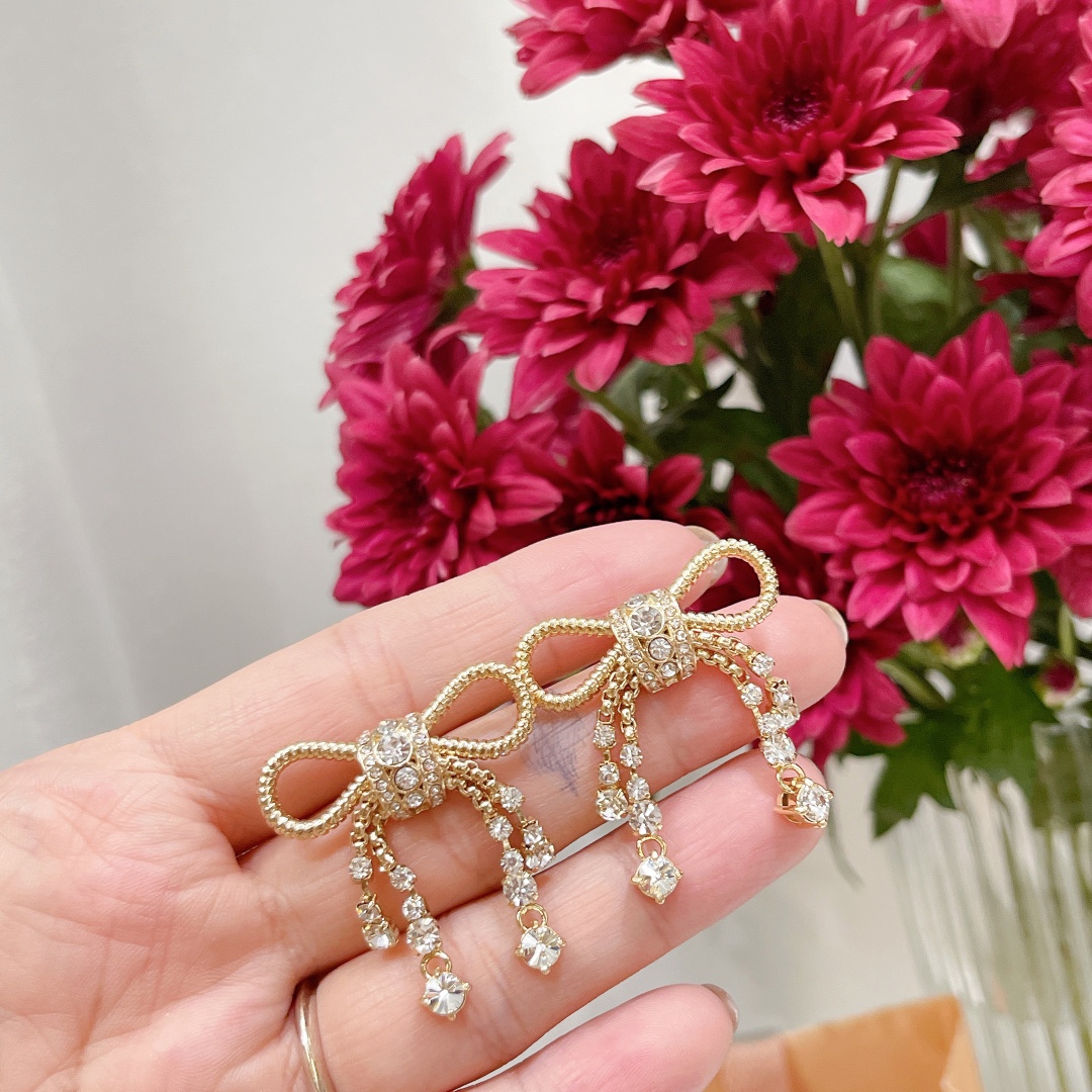 MiuMiu Earring