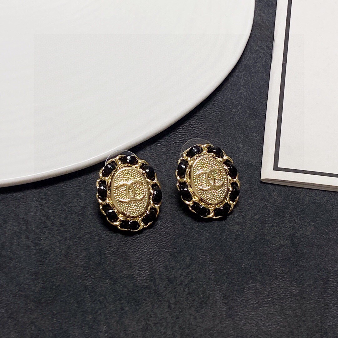 Chanel Earring