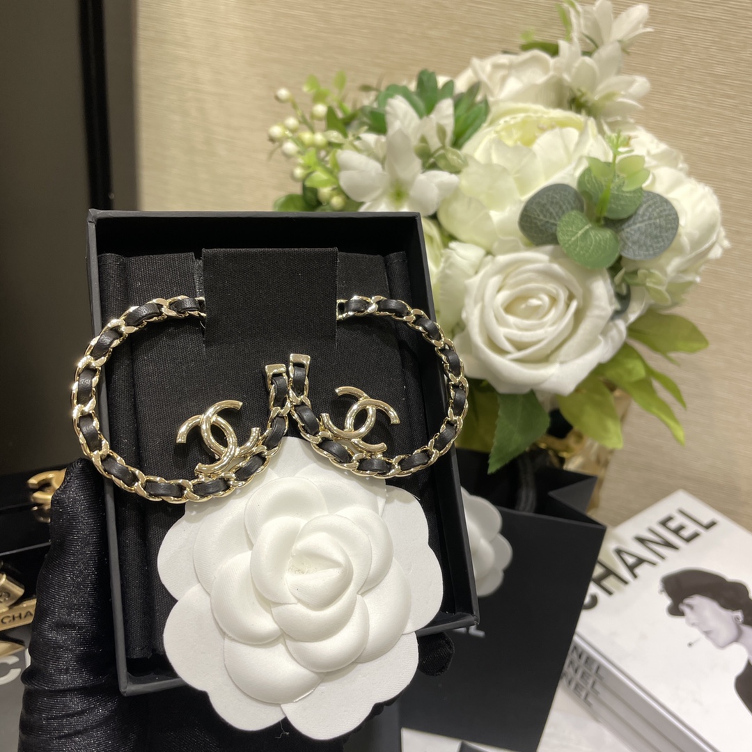 Chanel Earring