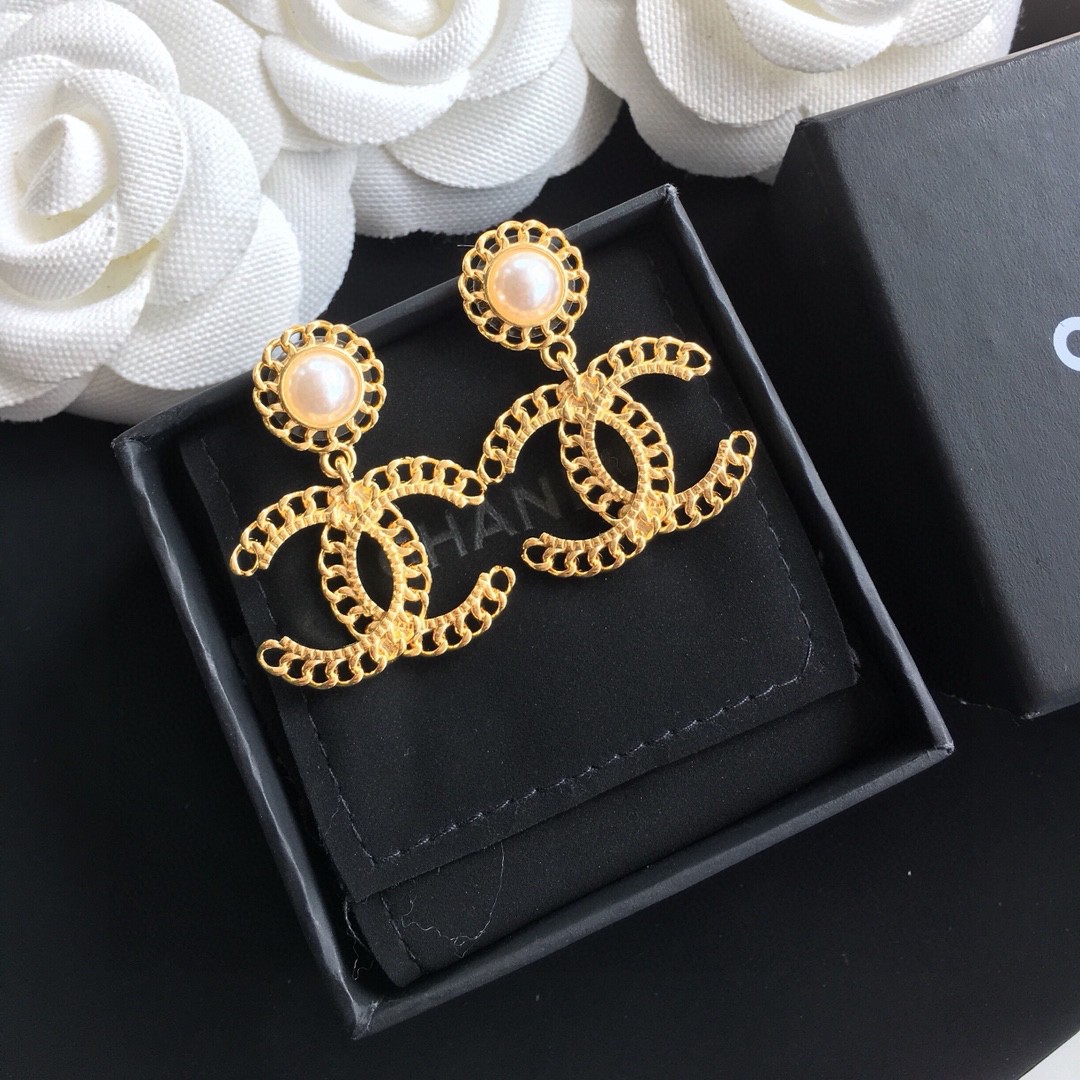 Chanel Earring