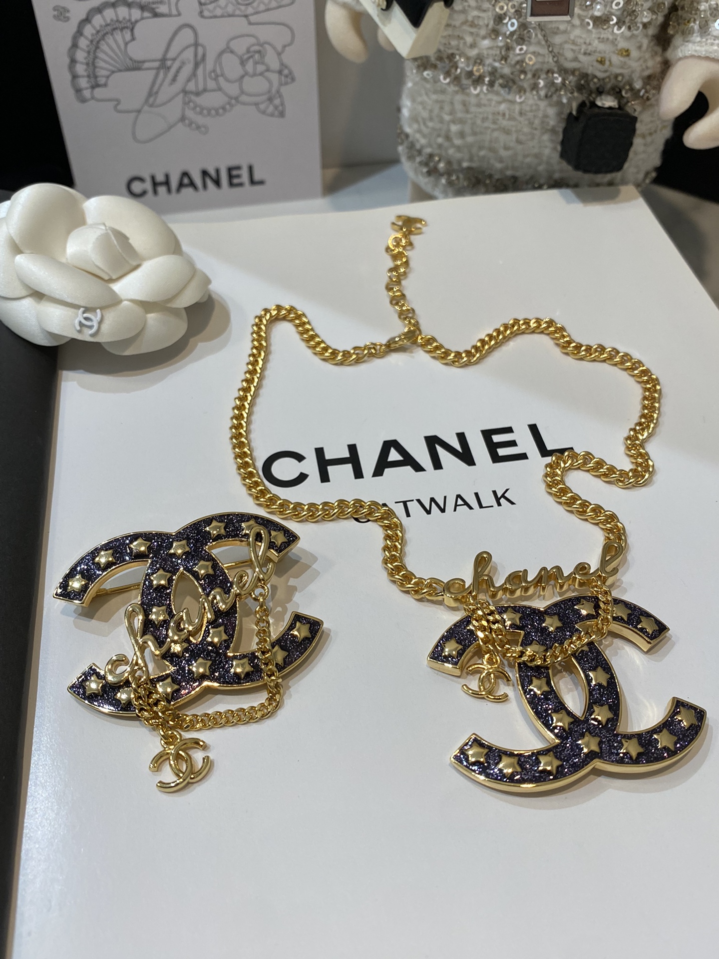Chanel Necklace&Brooch