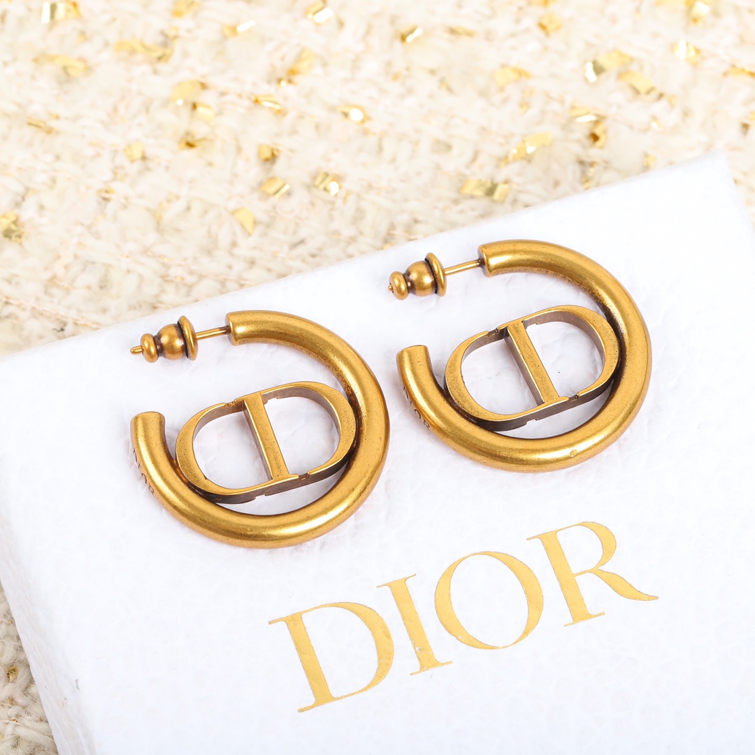 Dior Earring