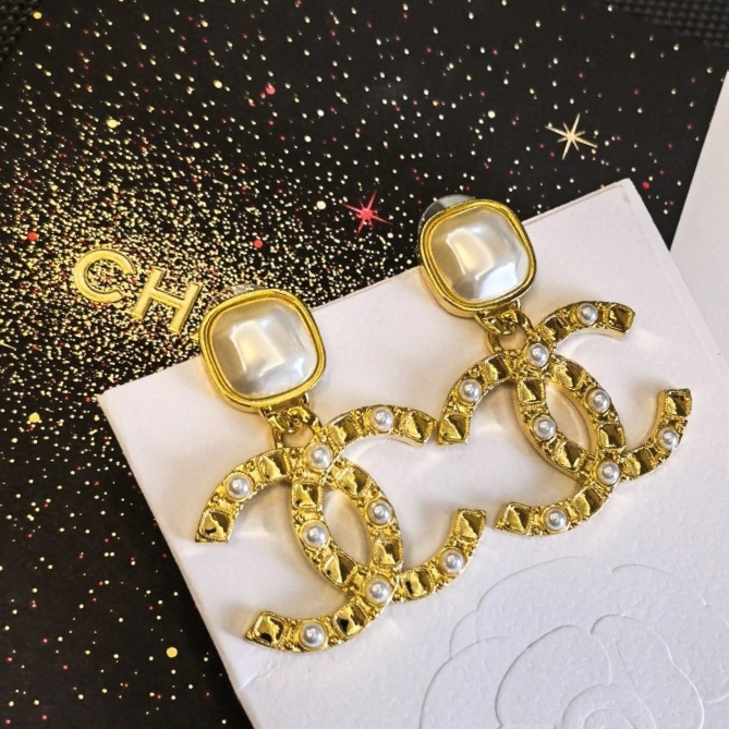 Chanel Earring