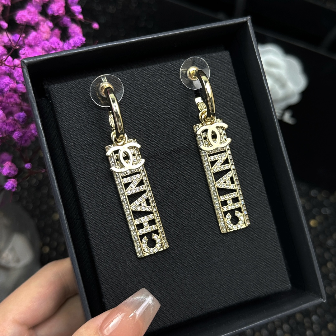 Chanel Earring