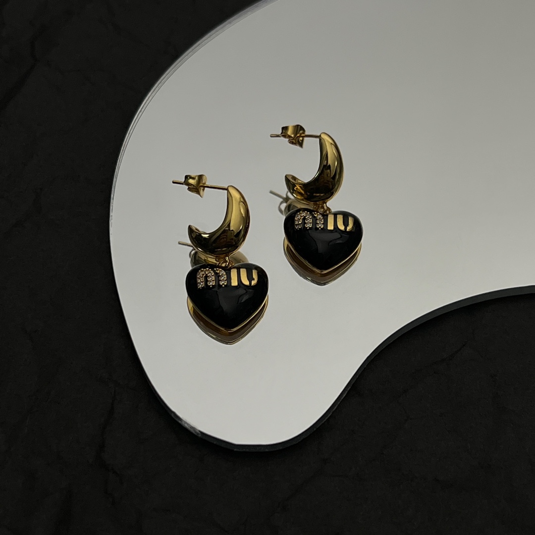 MiuMiu Earring