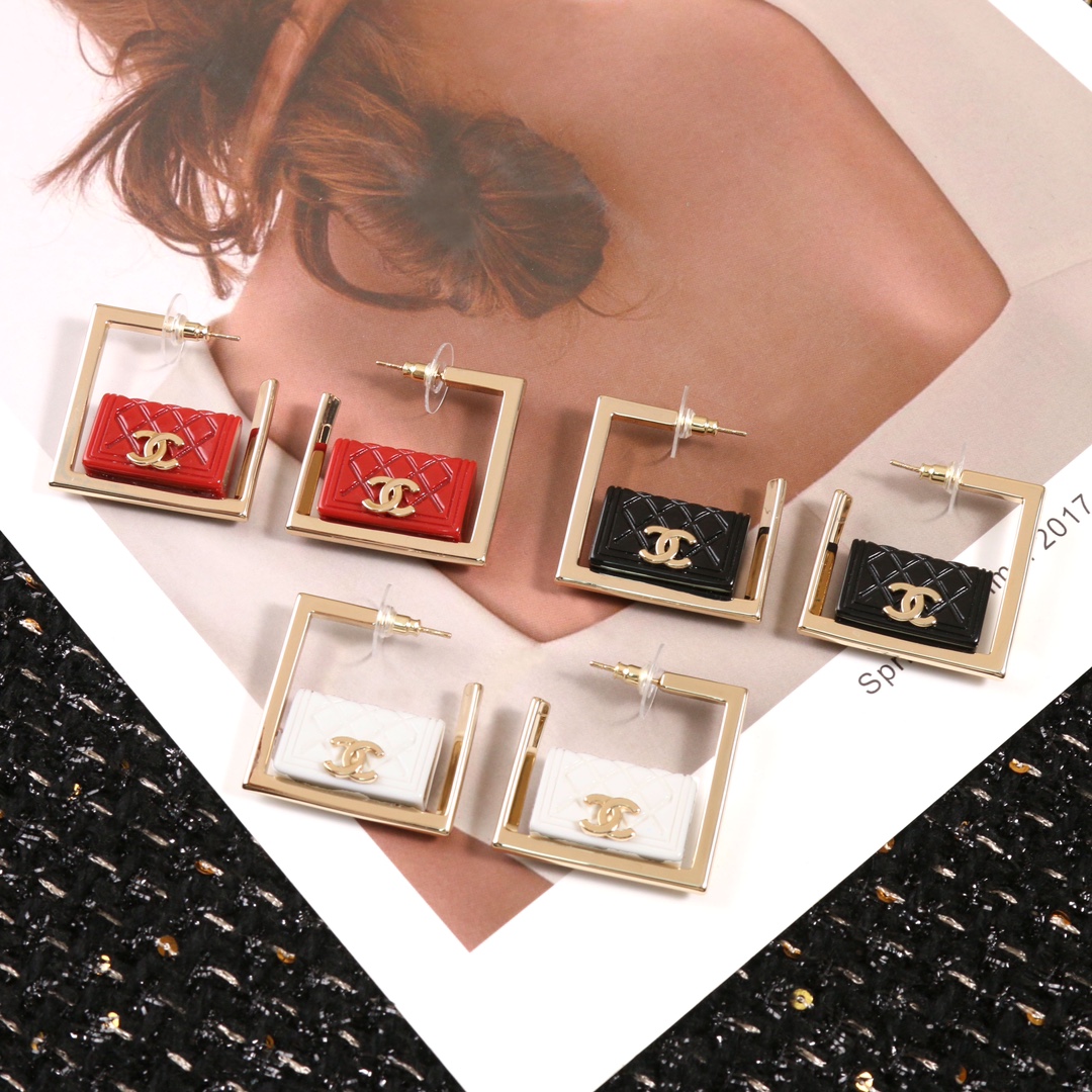 Chanel Earring