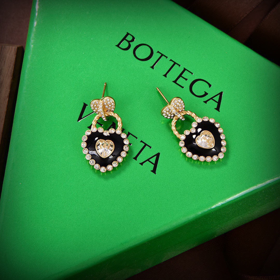 BOTTEGA VENENTA Earring
