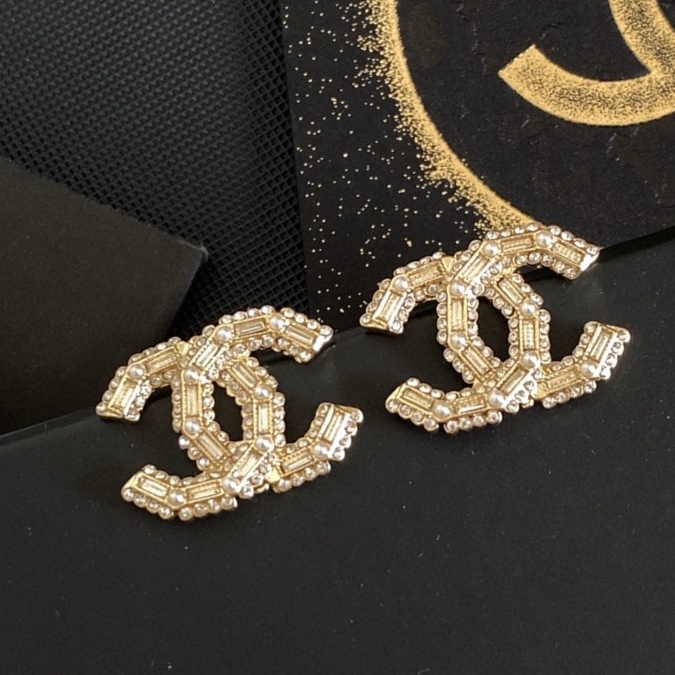 Chanel Earring
