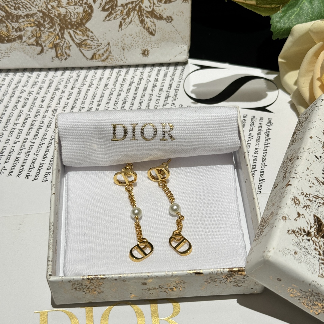 Dior Earring