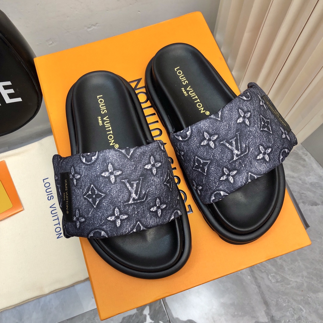 Louis Vuitton Slides