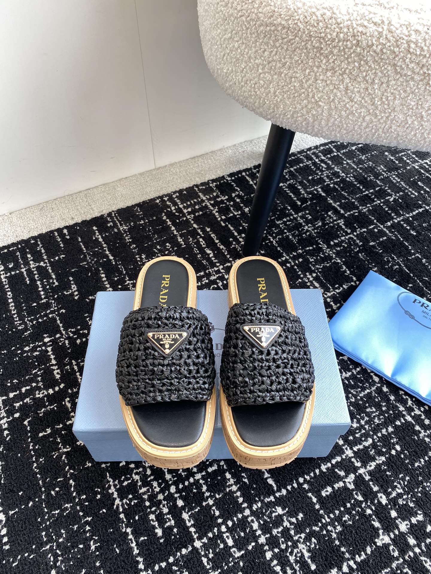 Prada Slides