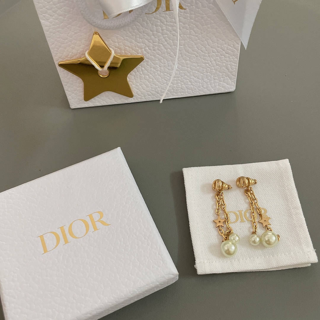 Dior Earring