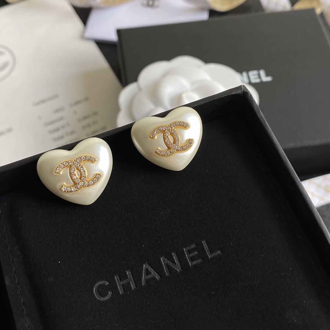 Chanel Earring