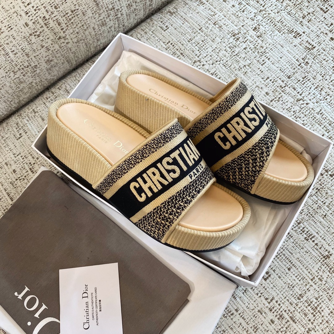 Dior Slides