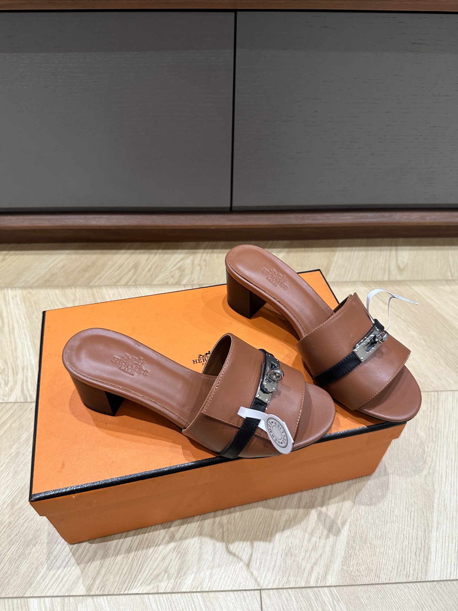 Hermes Slides