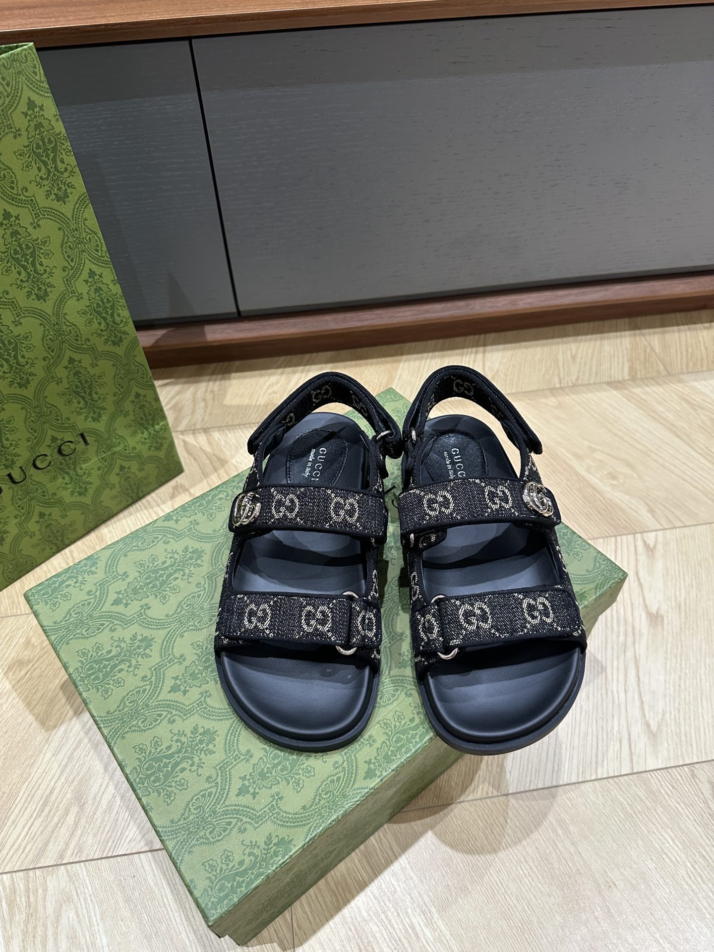 Gucci Sandals