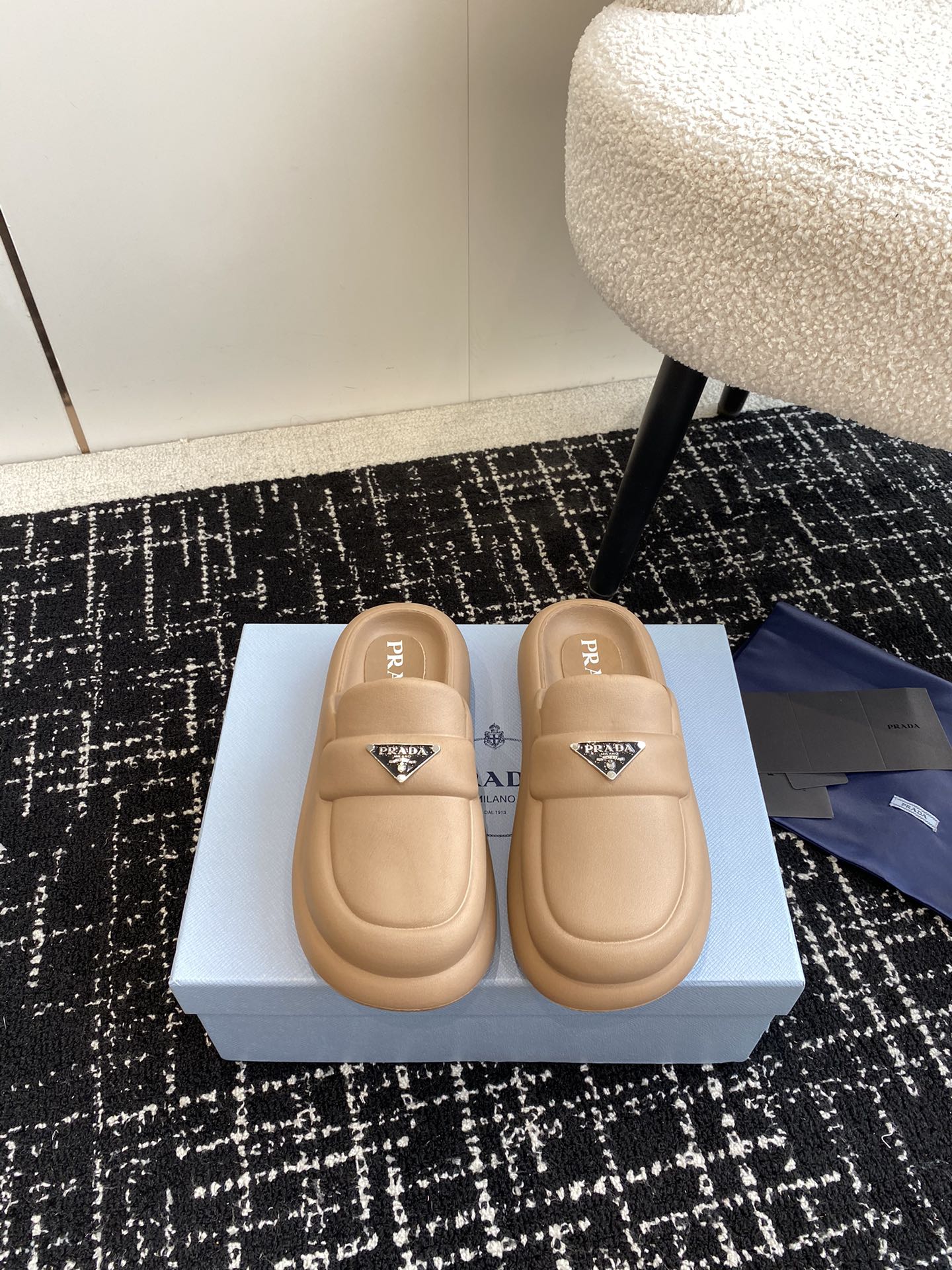Prada Slides