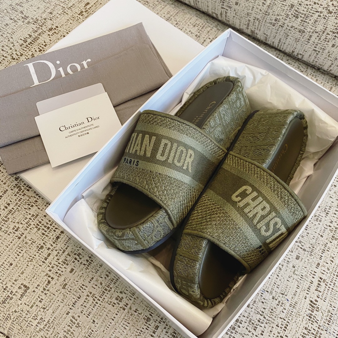 Dior Slides