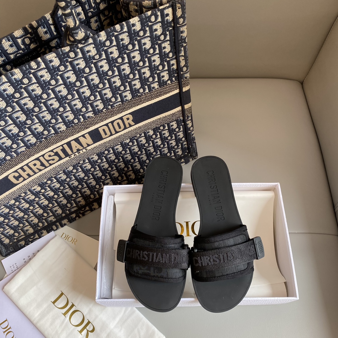 Dior Slides