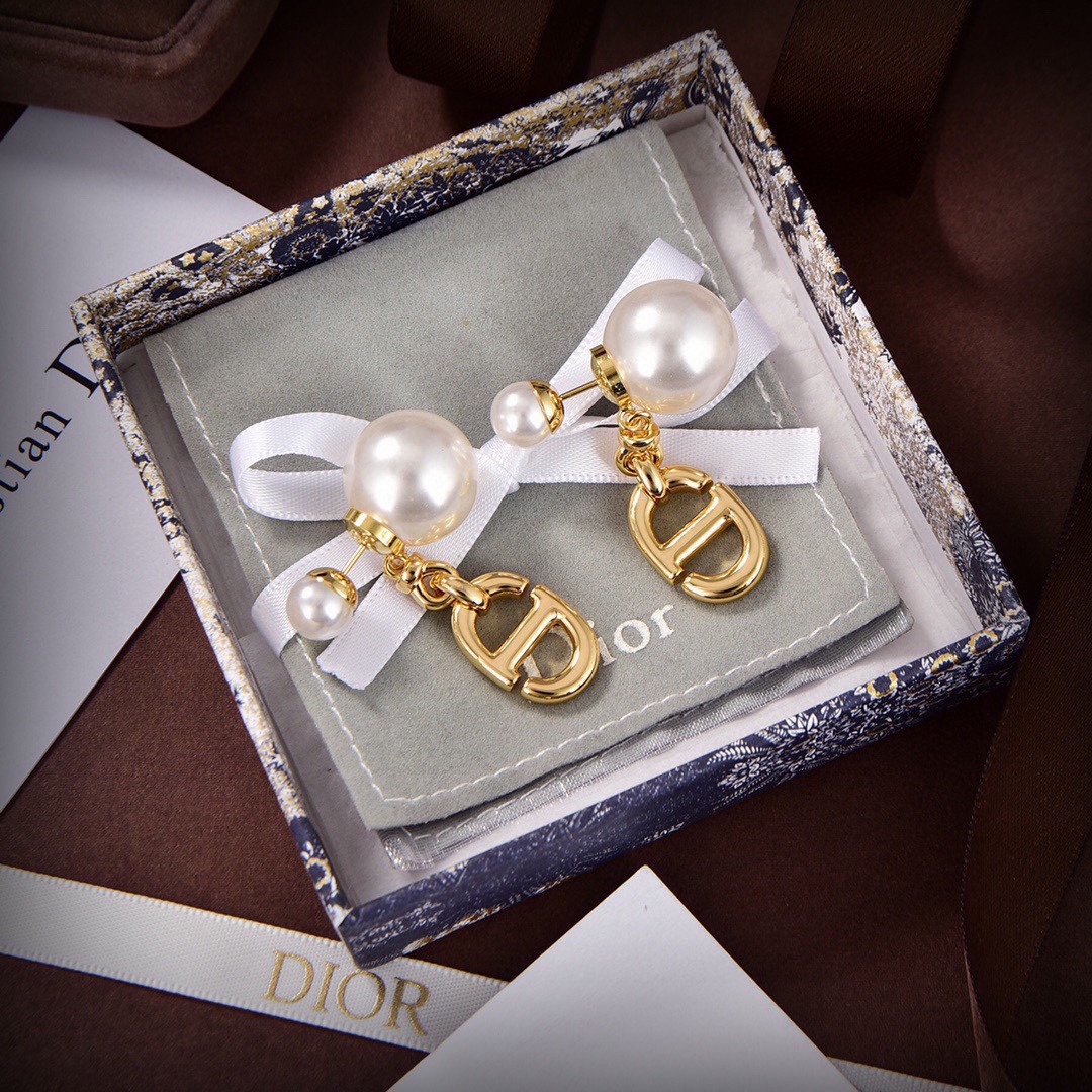 Dior Earring